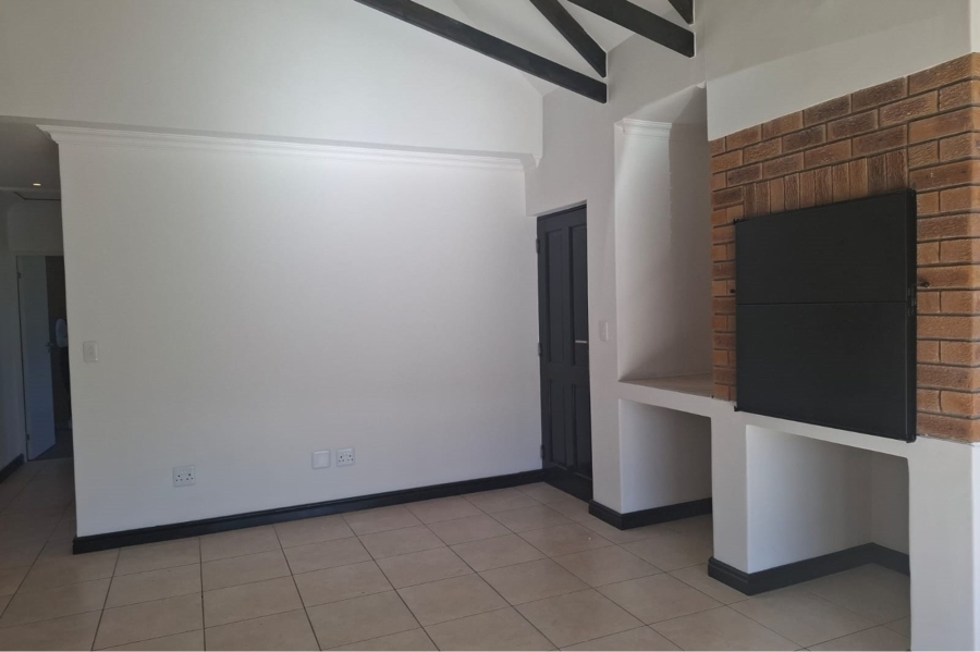 2 Bedroom Property for Sale in Blue Mountain Village Western Cape